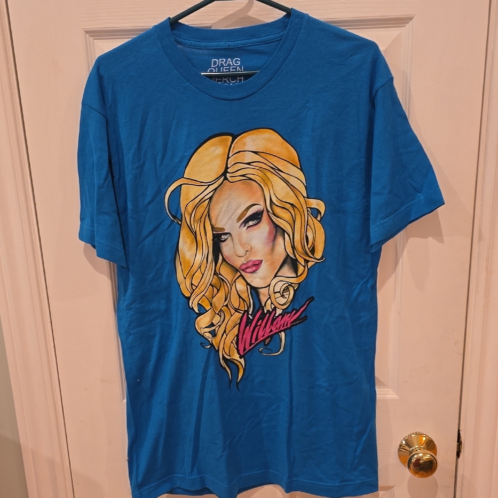 Drag Queen Blue Graphic T-Shirt, Mint Condition